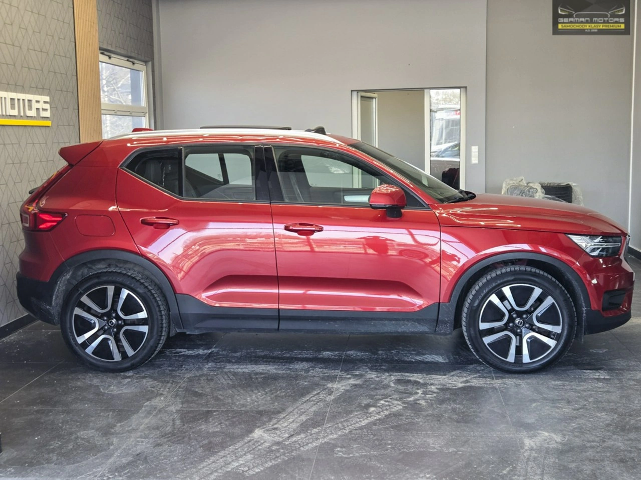 Volvo XC 40 - Zdjęcie 17