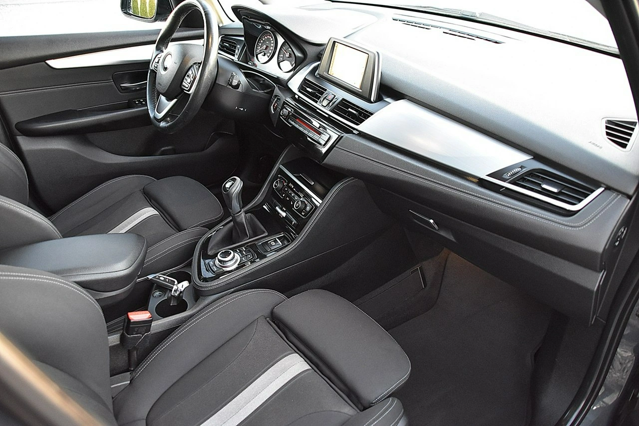 BMW 218 - Zdjęcie 11