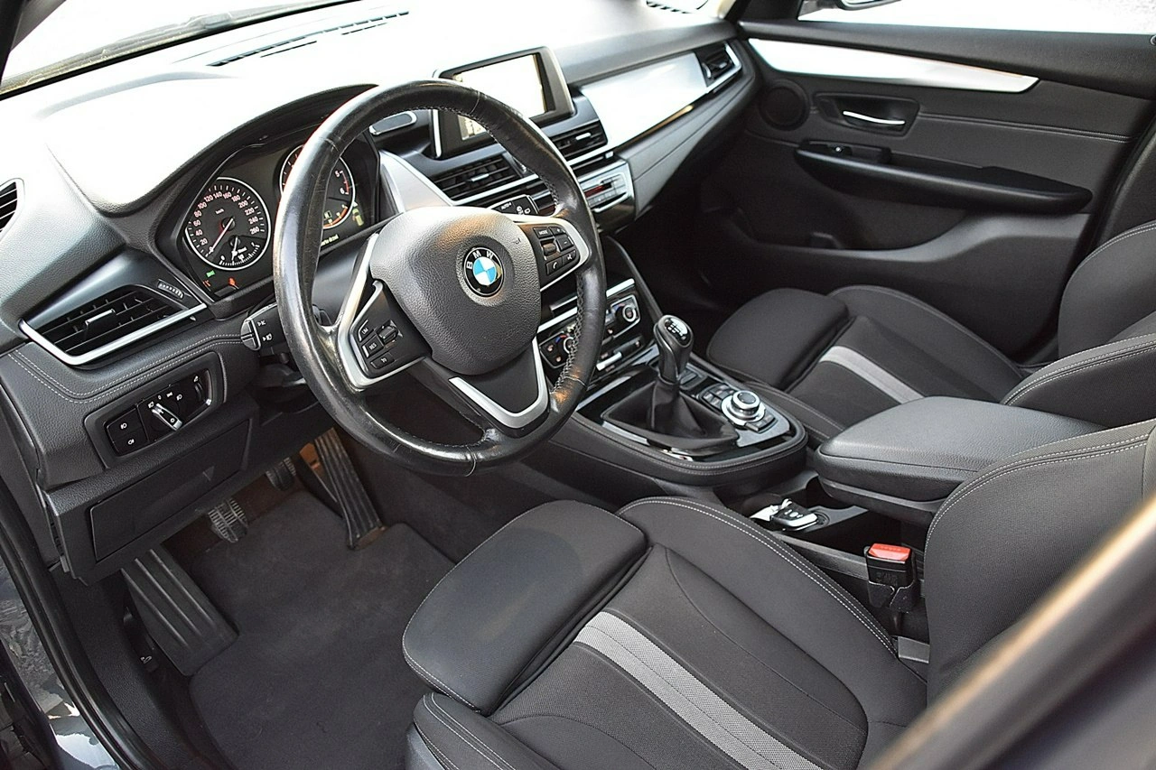 BMW 218 - Zdjęcie 8