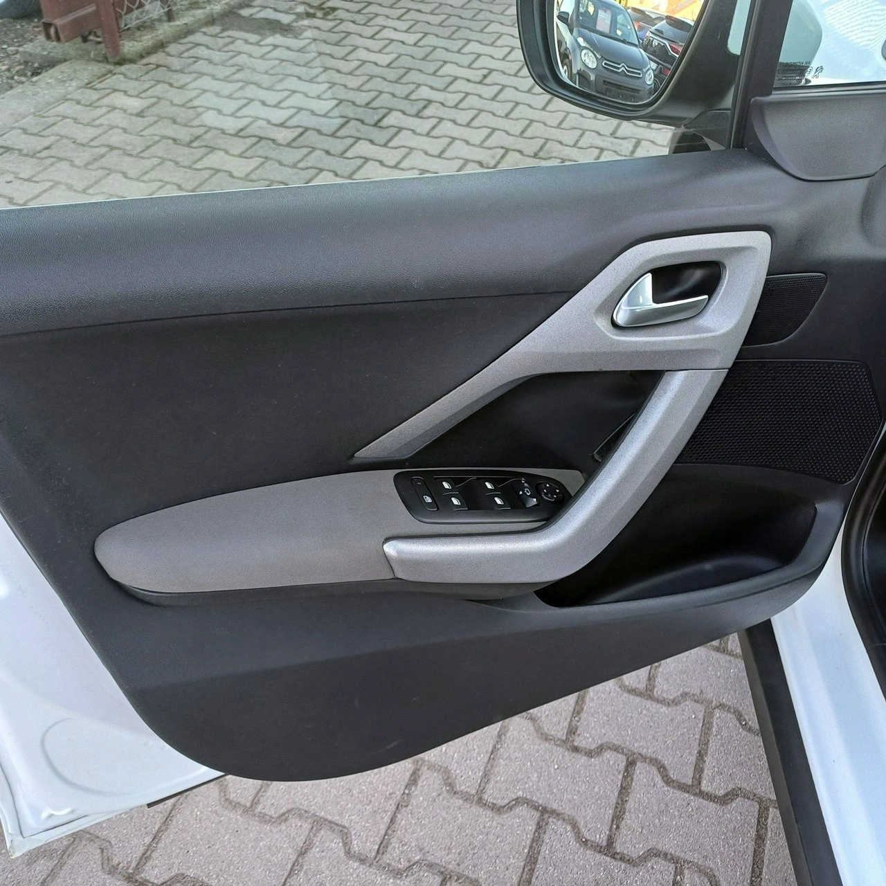 Peugeot 2008 - Zdjęcie 24