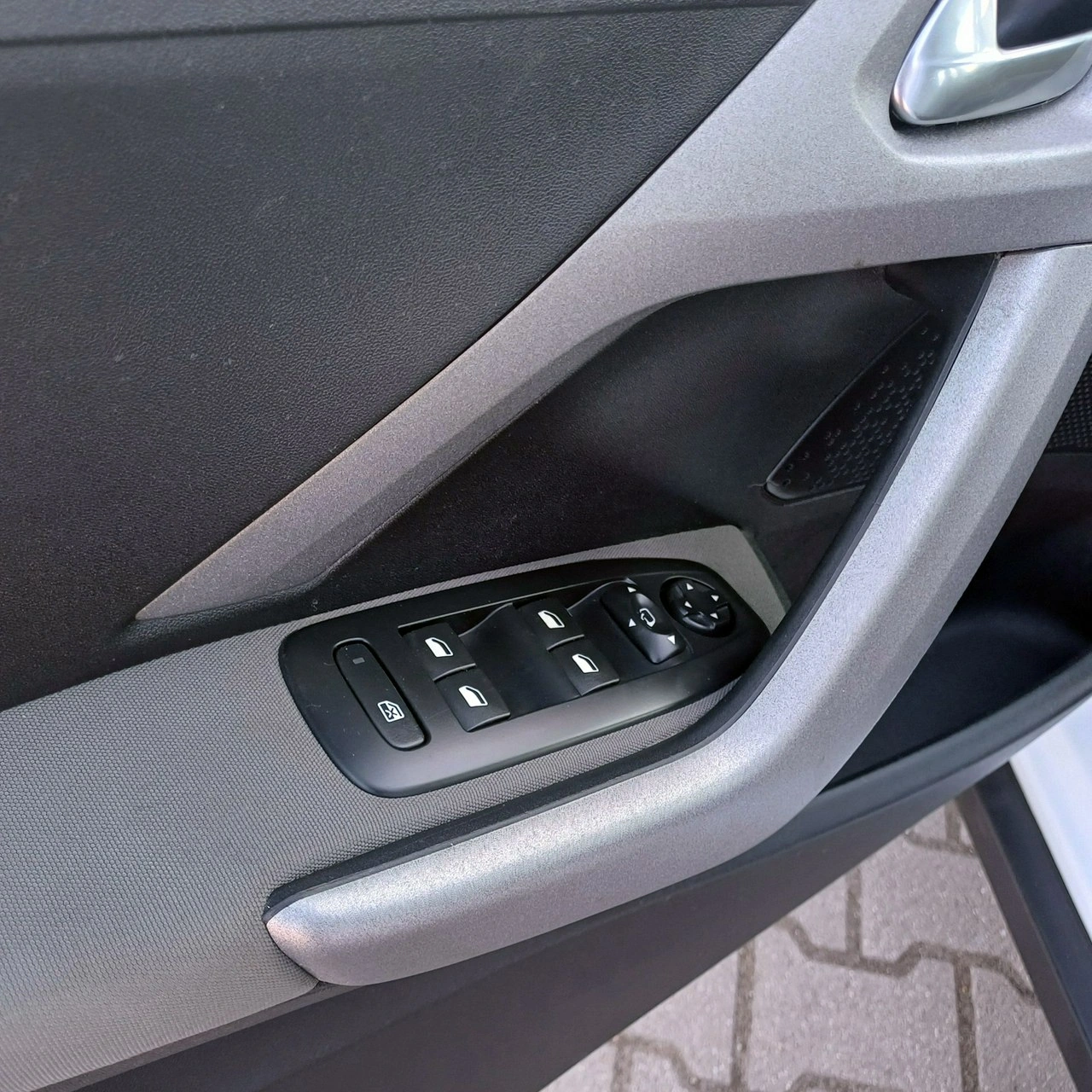 Peugeot 2008 - Zdjęcie 25