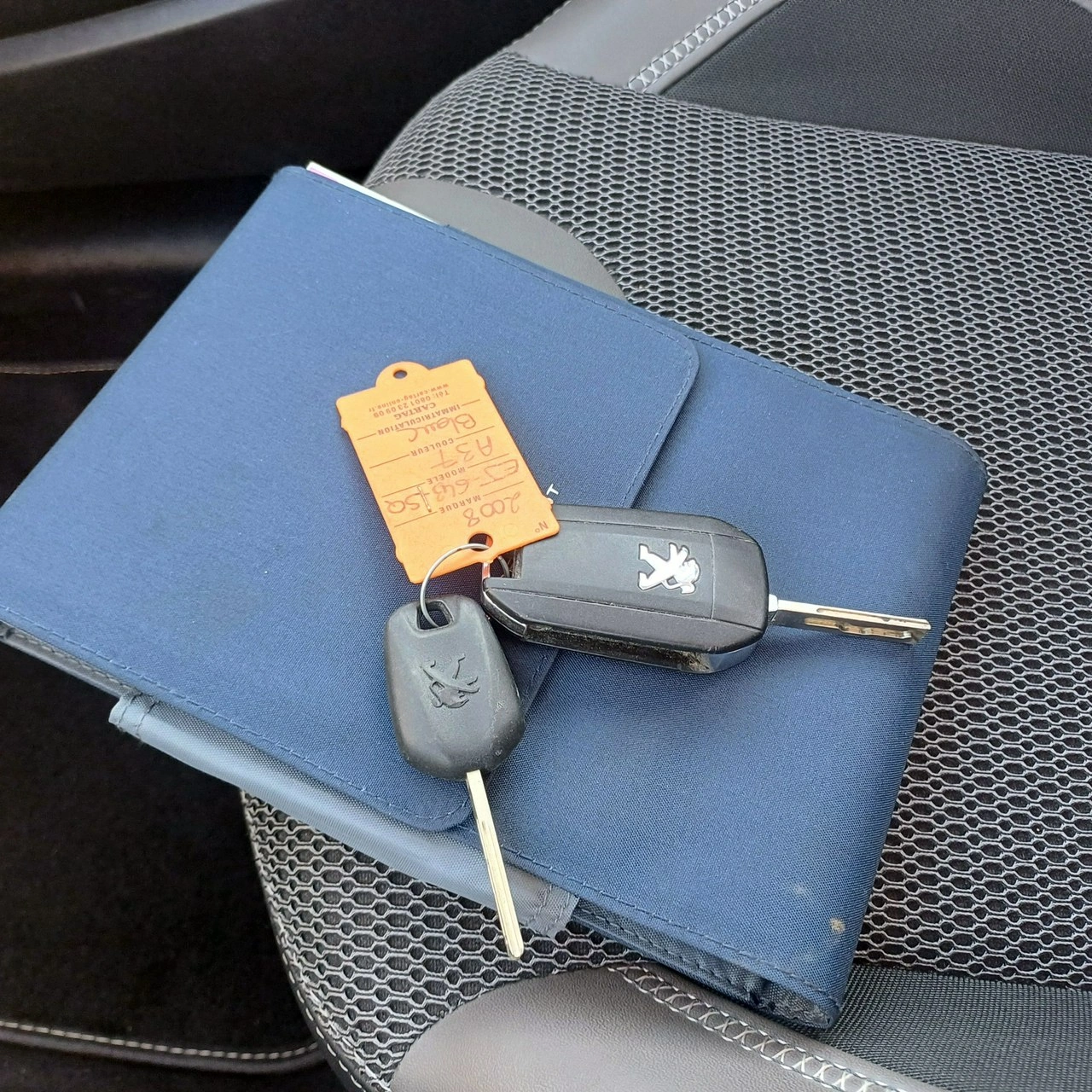 Peugeot 2008 - Zdjęcie 31