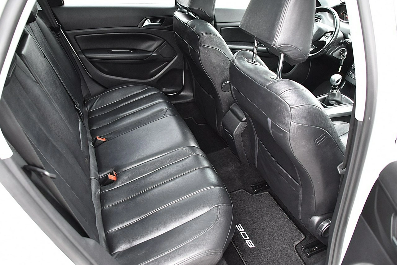 Peugeot 308 - Zdjęcie 10