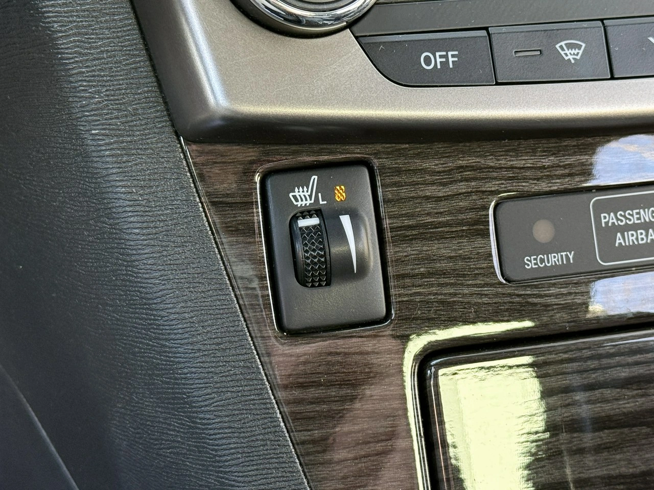 Toyota Avensis - Zdjęcie 11