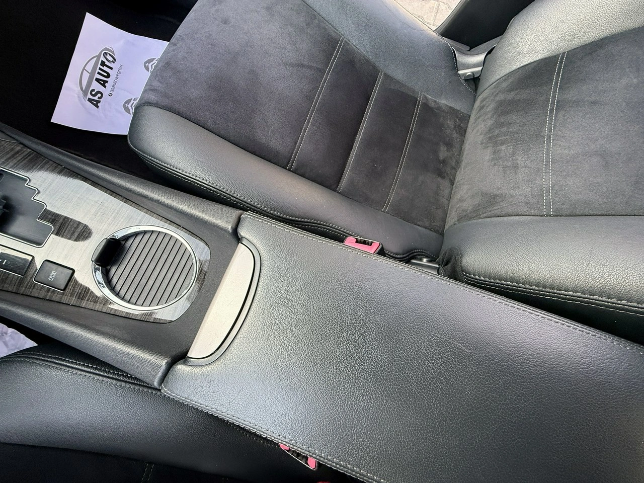 Toyota Avensis - Zdjęcie 16