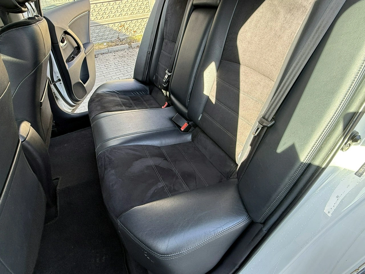 Toyota Avensis - Zdjęcie 20