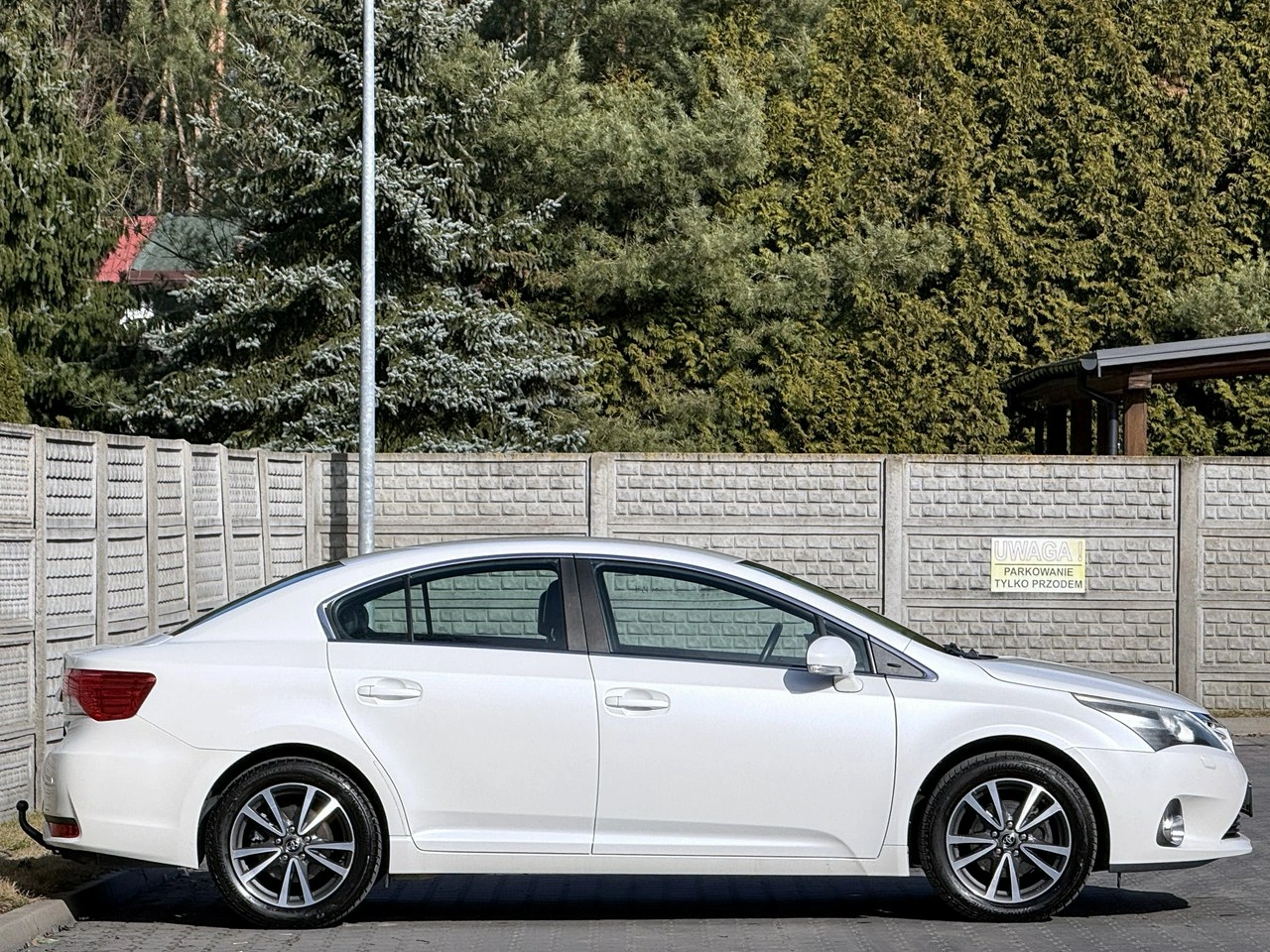 Toyota Avensis - Zdjęcie 34