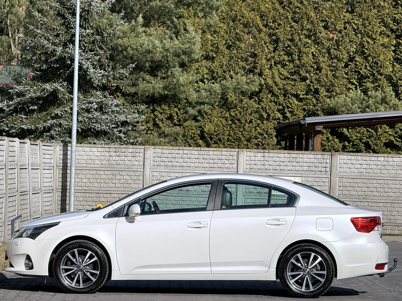 Toyota Avensis - Zdjęcie 35