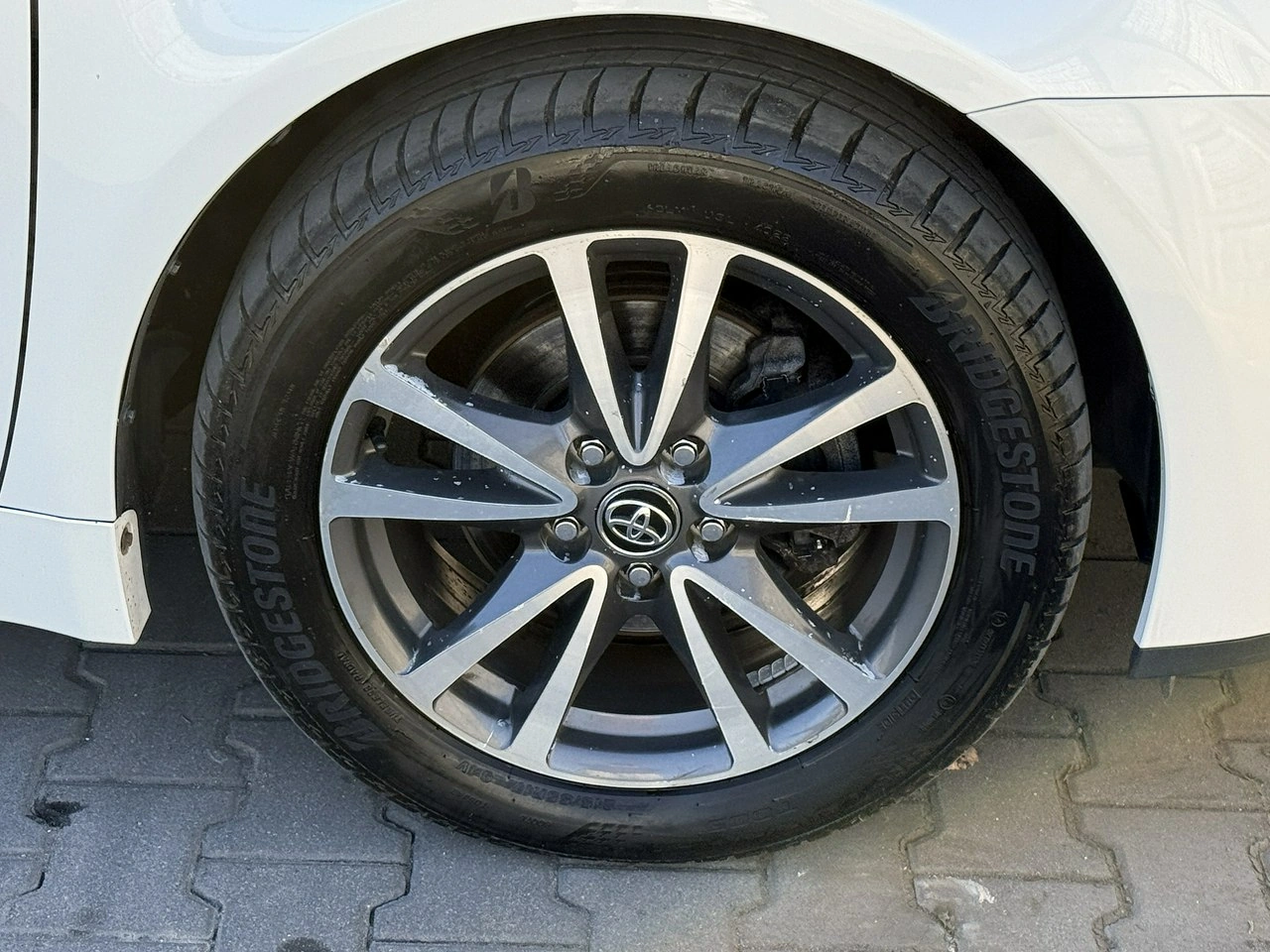 Toyota Avensis - Zdjęcie 46