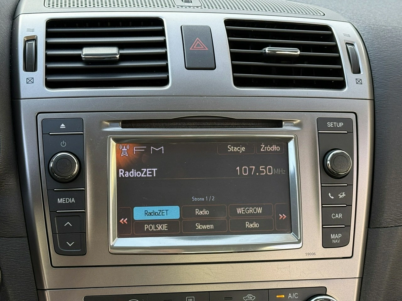 Toyota Avensis - Zdjęcie 55