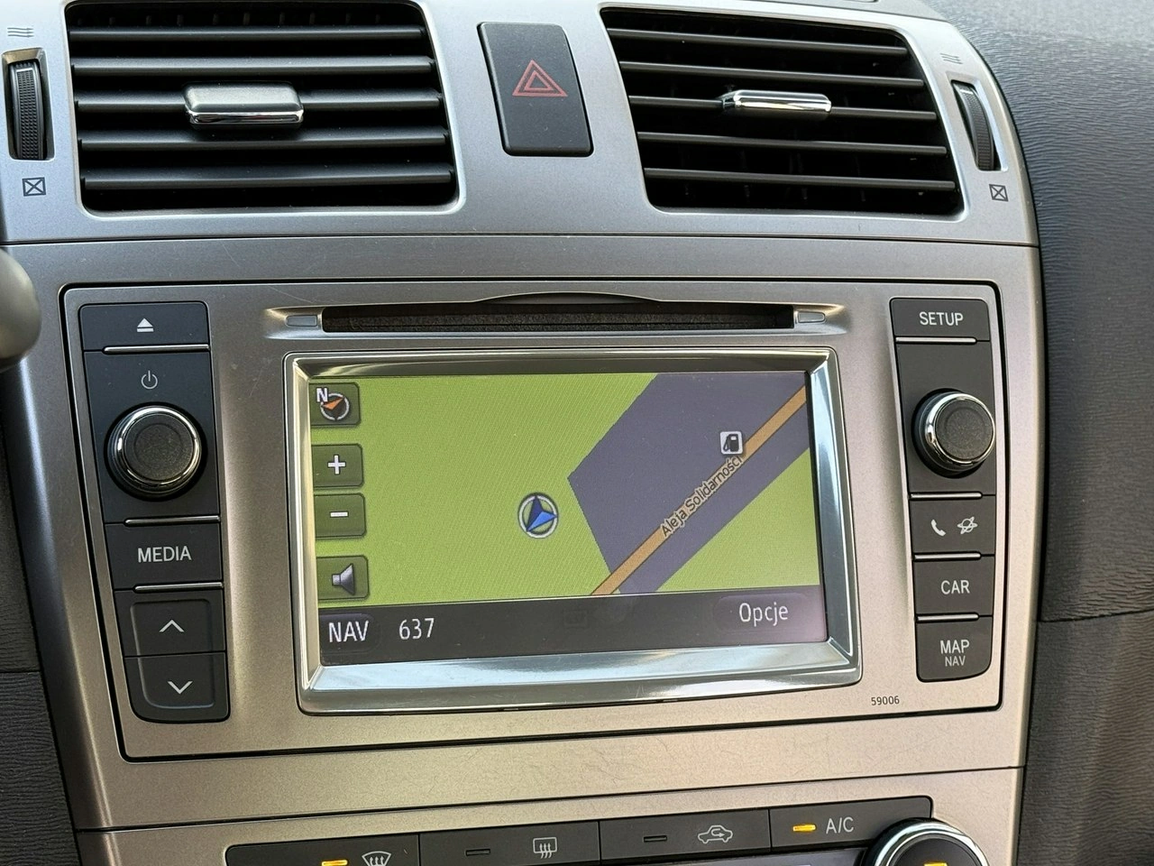 Toyota Avensis - Zdjęcie 5