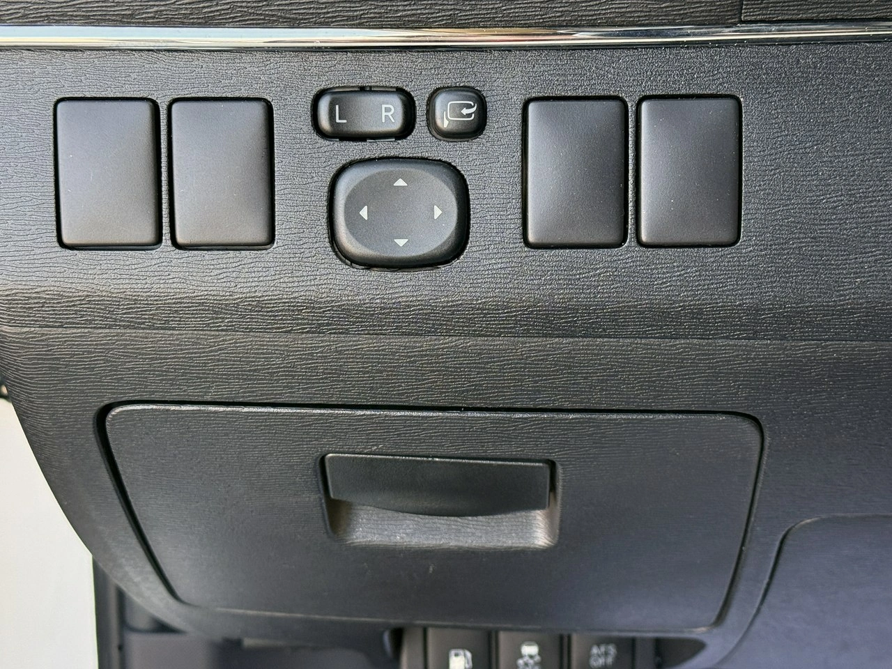 Toyota Avensis - Zdjęcie 7