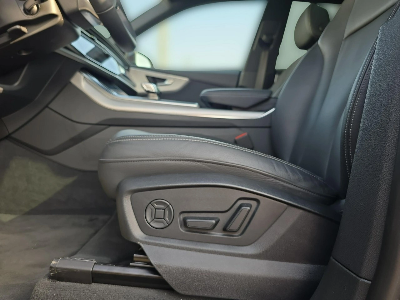 Audi Q8 - Zdjęcie 18