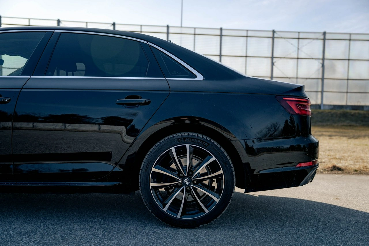 Audi A4 - Zdjęcie 11