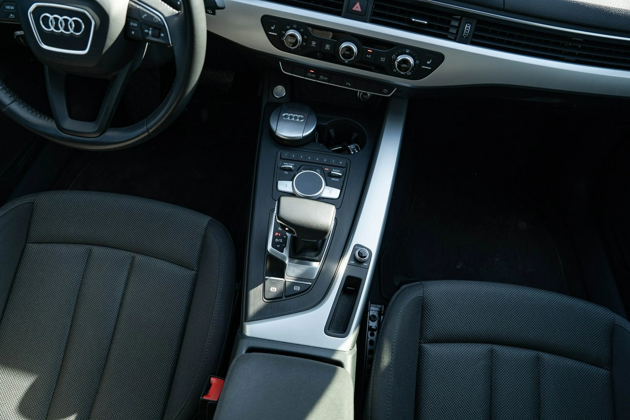 Audi A4 - Zdjęcie 15