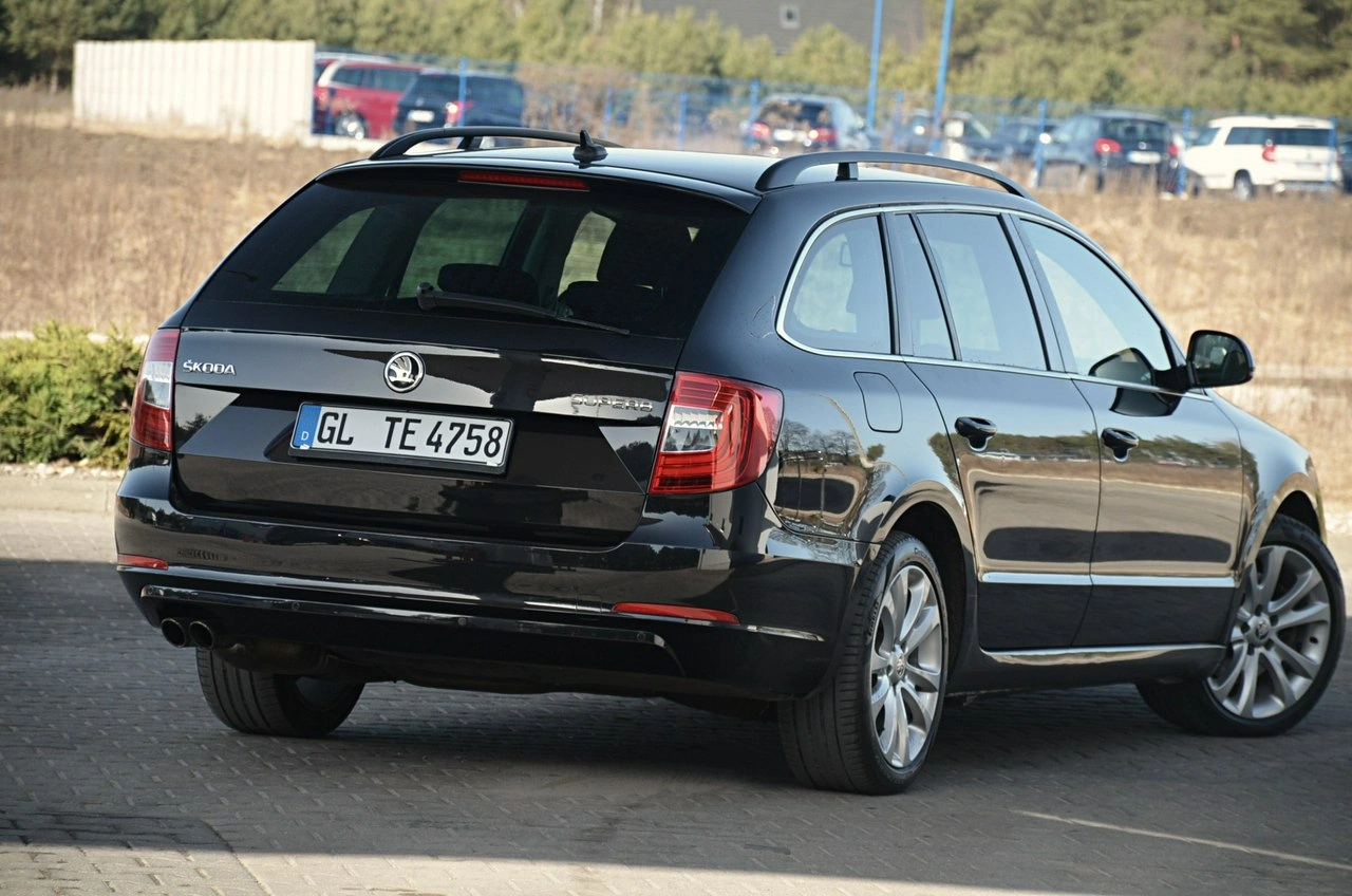Skoda Superb - Zdjęcie 9
