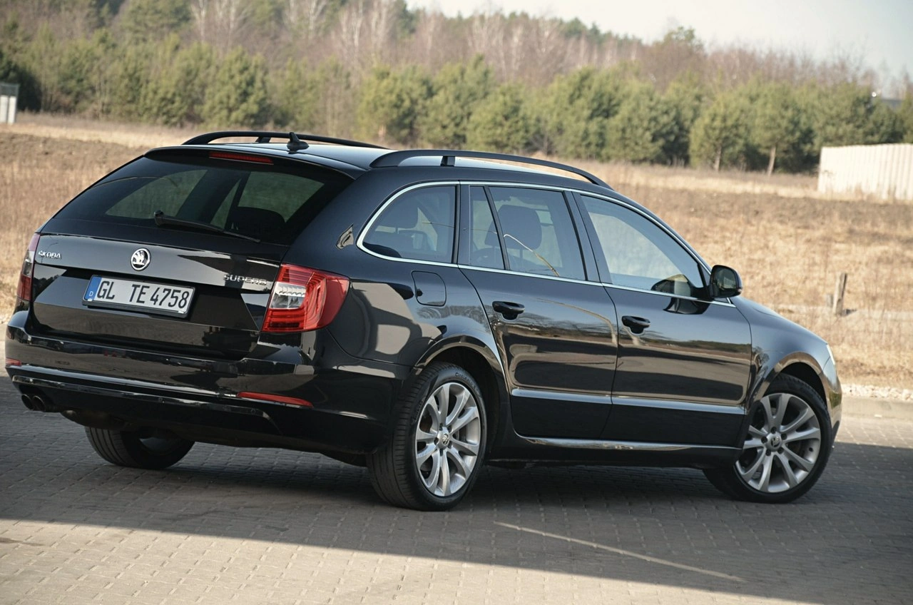 Skoda Superb - Zdjęcie 12