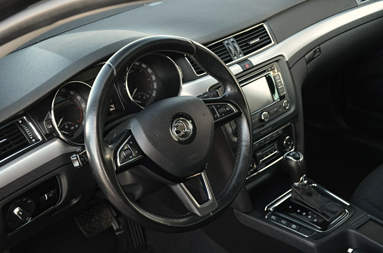 Skoda Superb - Zdjęcie 15