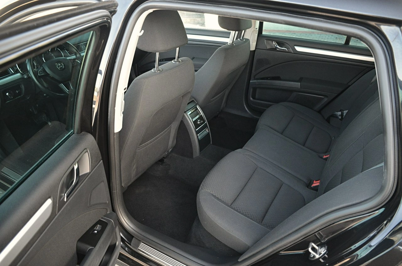 Skoda Superb - Zdjęcie 19