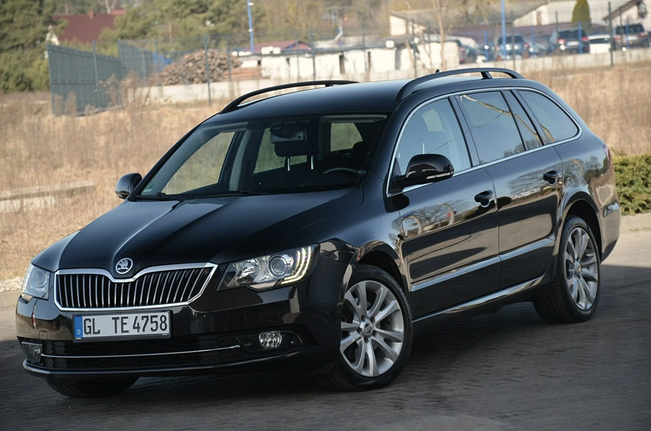Skoda Superb - Zdjęcie 4