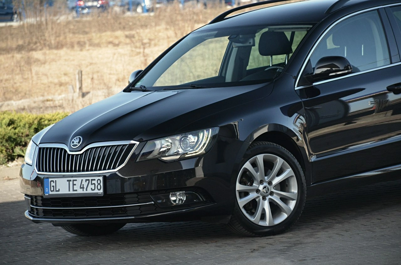 Skoda Superb - Zdjęcie 8