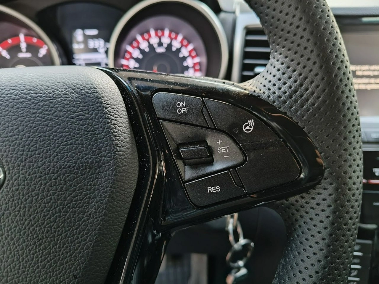 SsangYong XLV - Zdjęcie 17