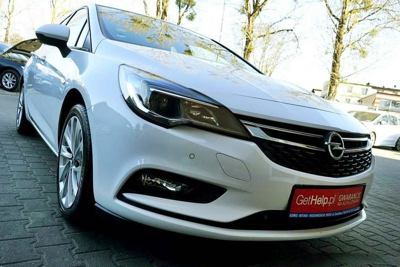 Opel Astra - Zdjęcie 10