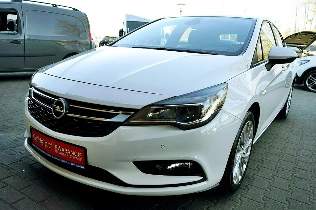 Opel Astra - Zdjęcie 1