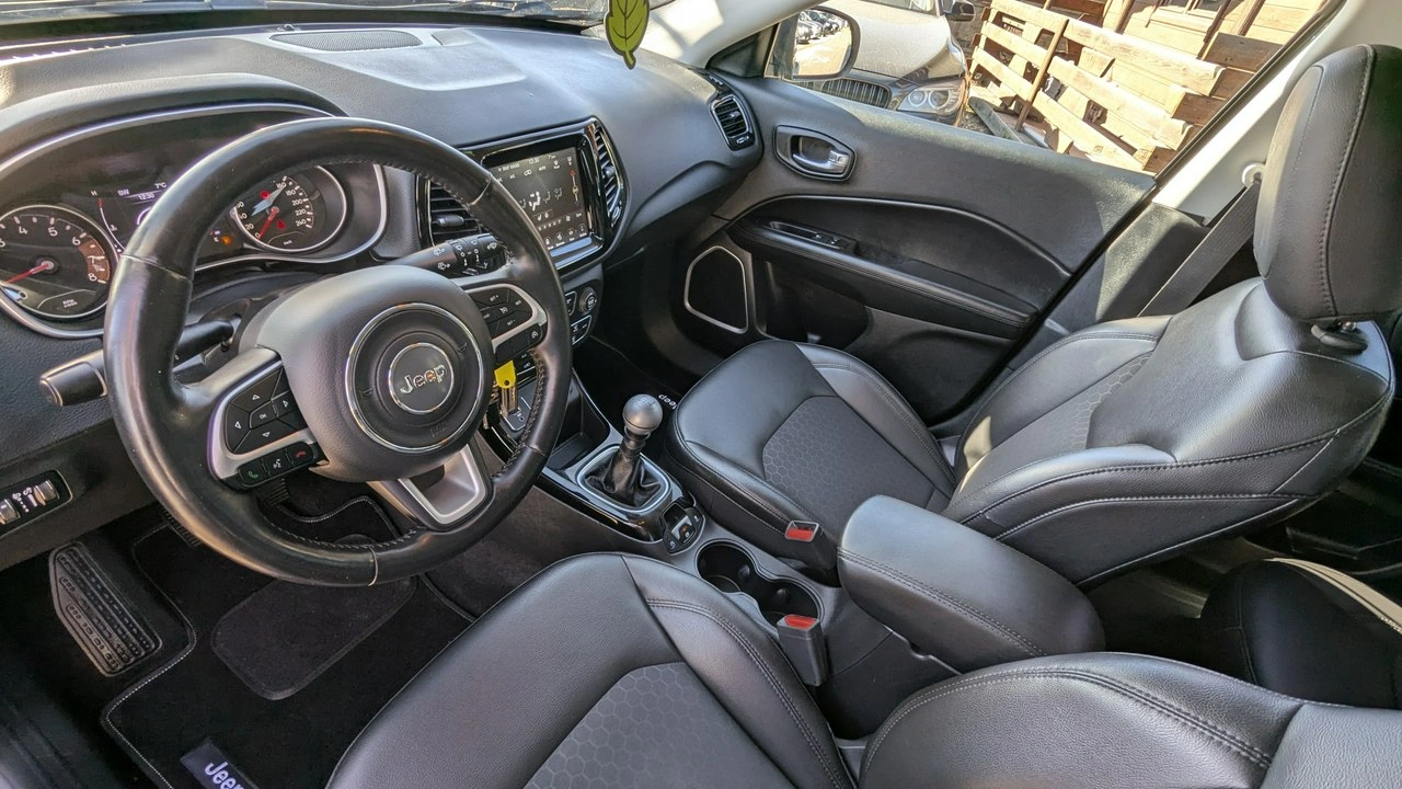 Jeep Compass - Zdjęcie 12