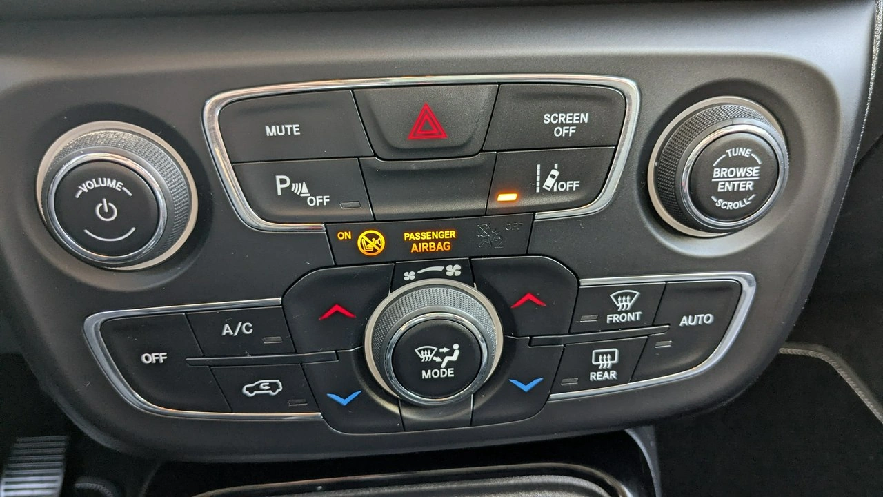 Jeep Compass - Zdjęcie 24