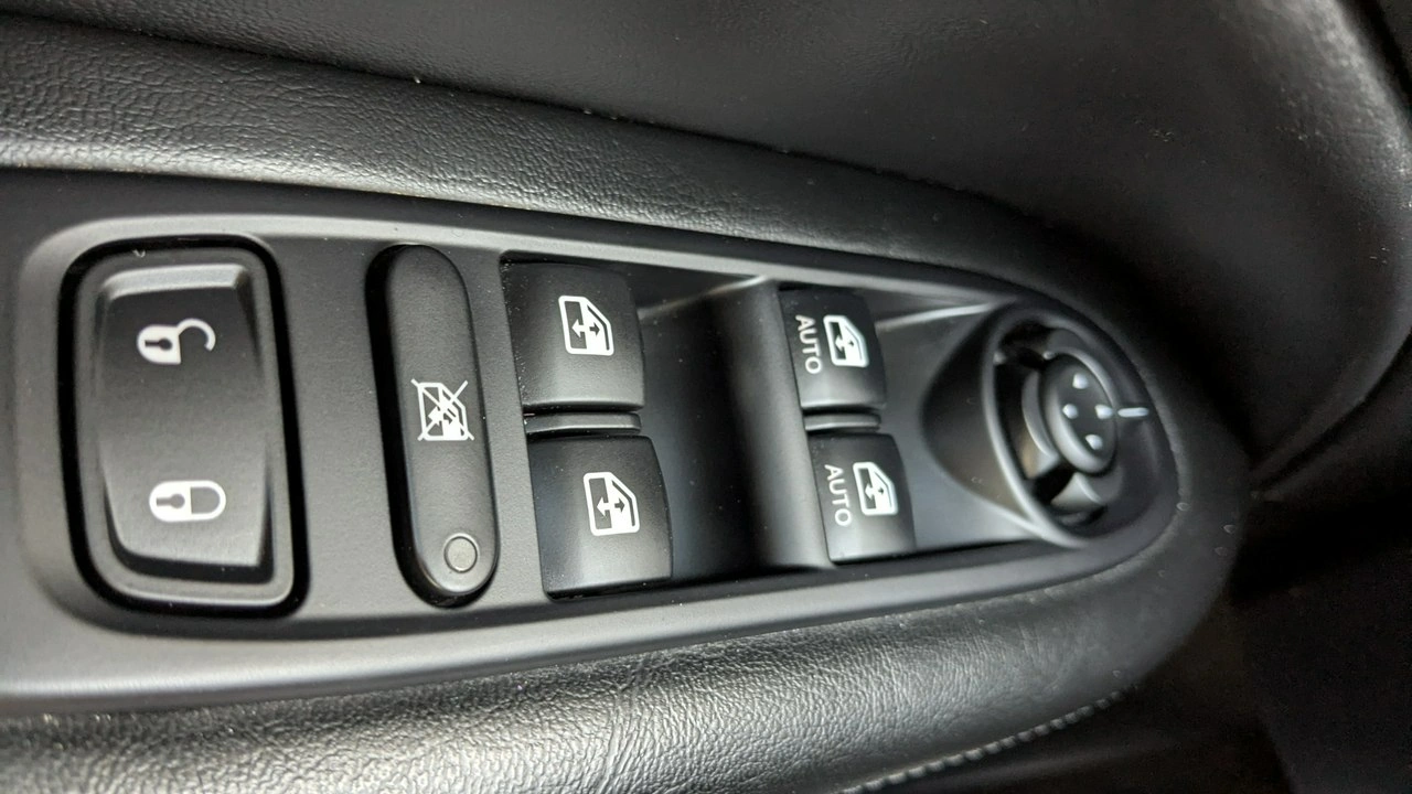 Jeep Compass - Zdjęcie 33