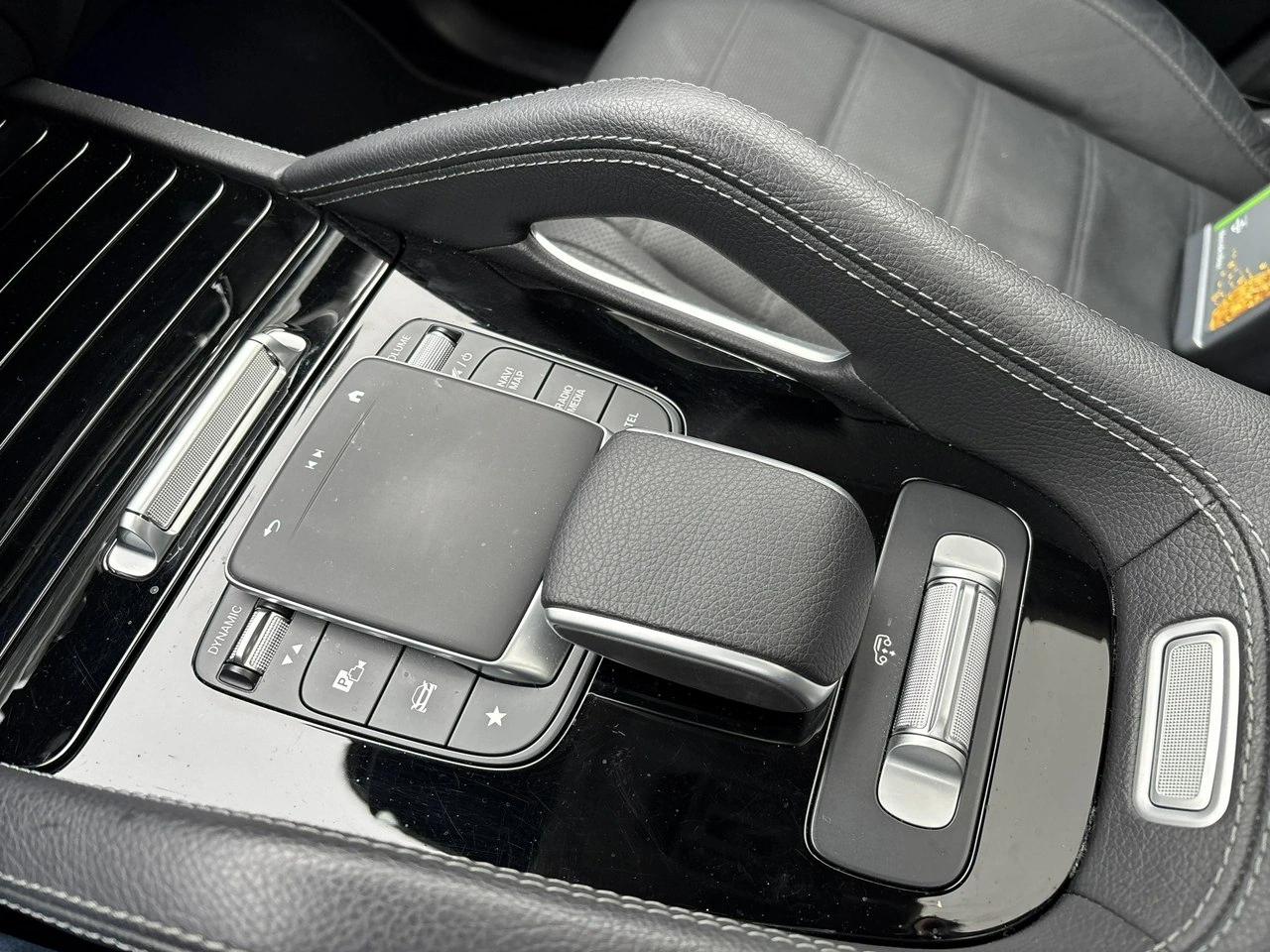 Mercedes GLE 350 de - Zdjęcie 25