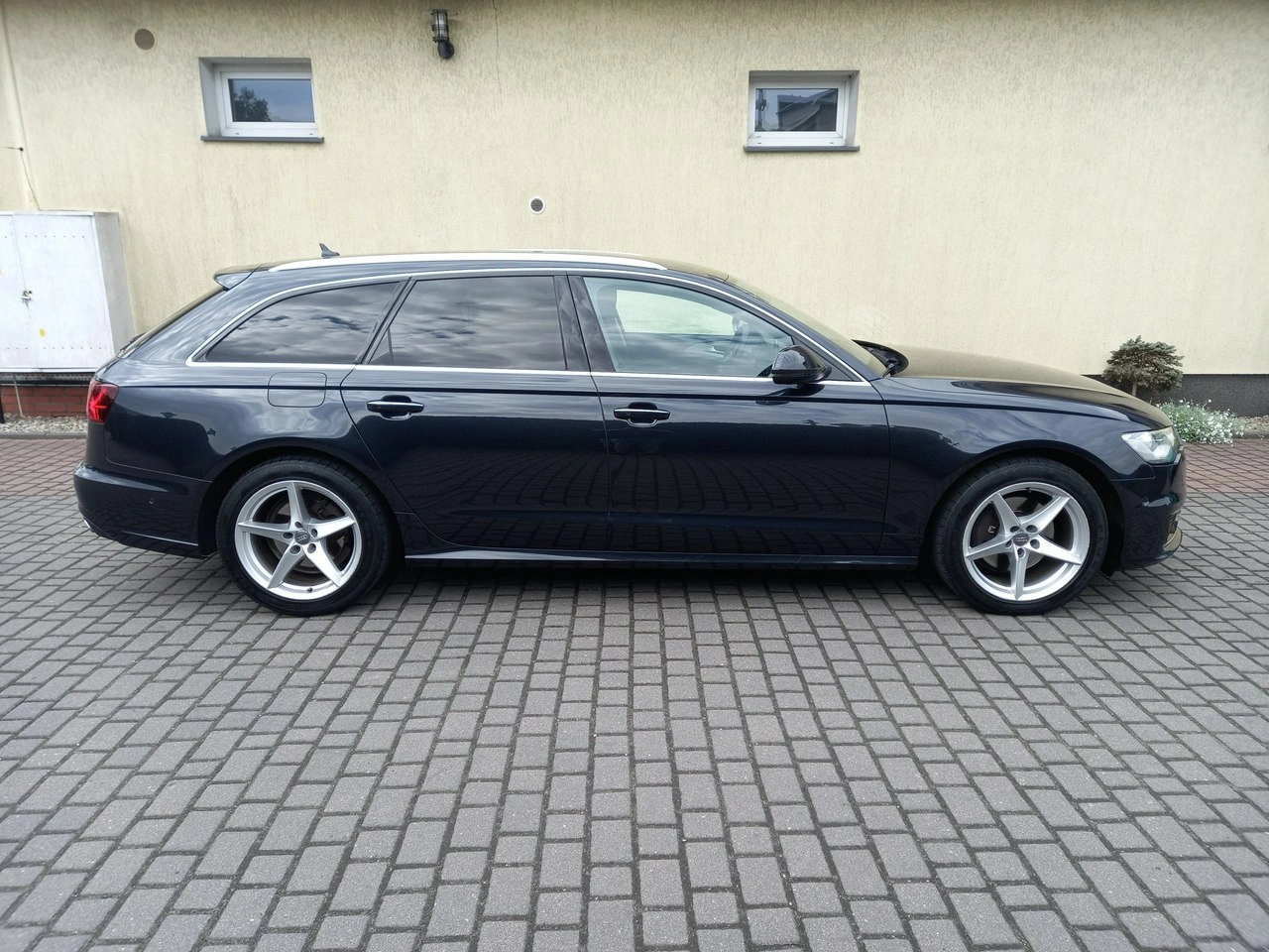 Audi A6 - Zdjęcie 10