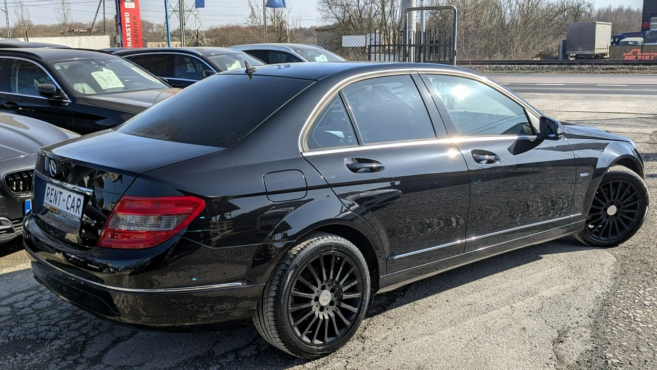 Mercedes C 200 - Zdjęcie 9
