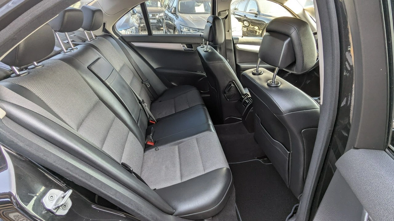 Mercedes C 200 - Zdjęcie 15