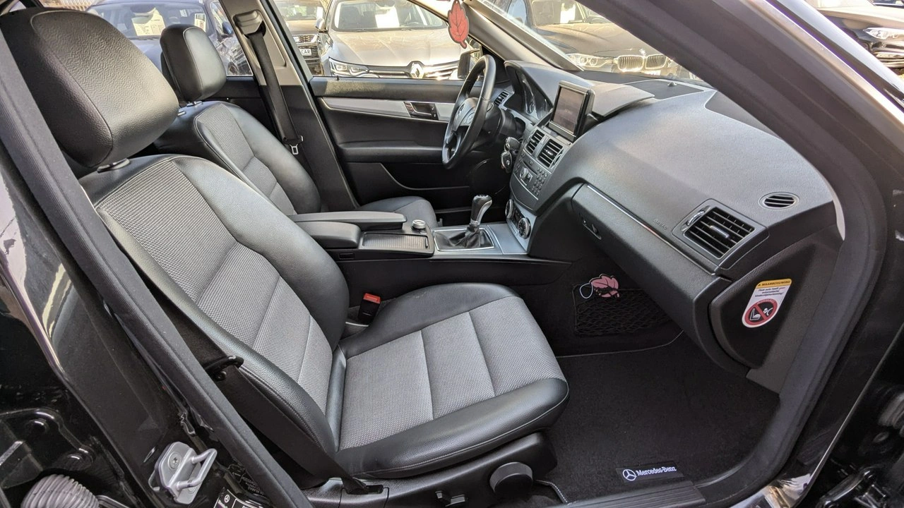 Mercedes C 200 - Zdjęcie 16