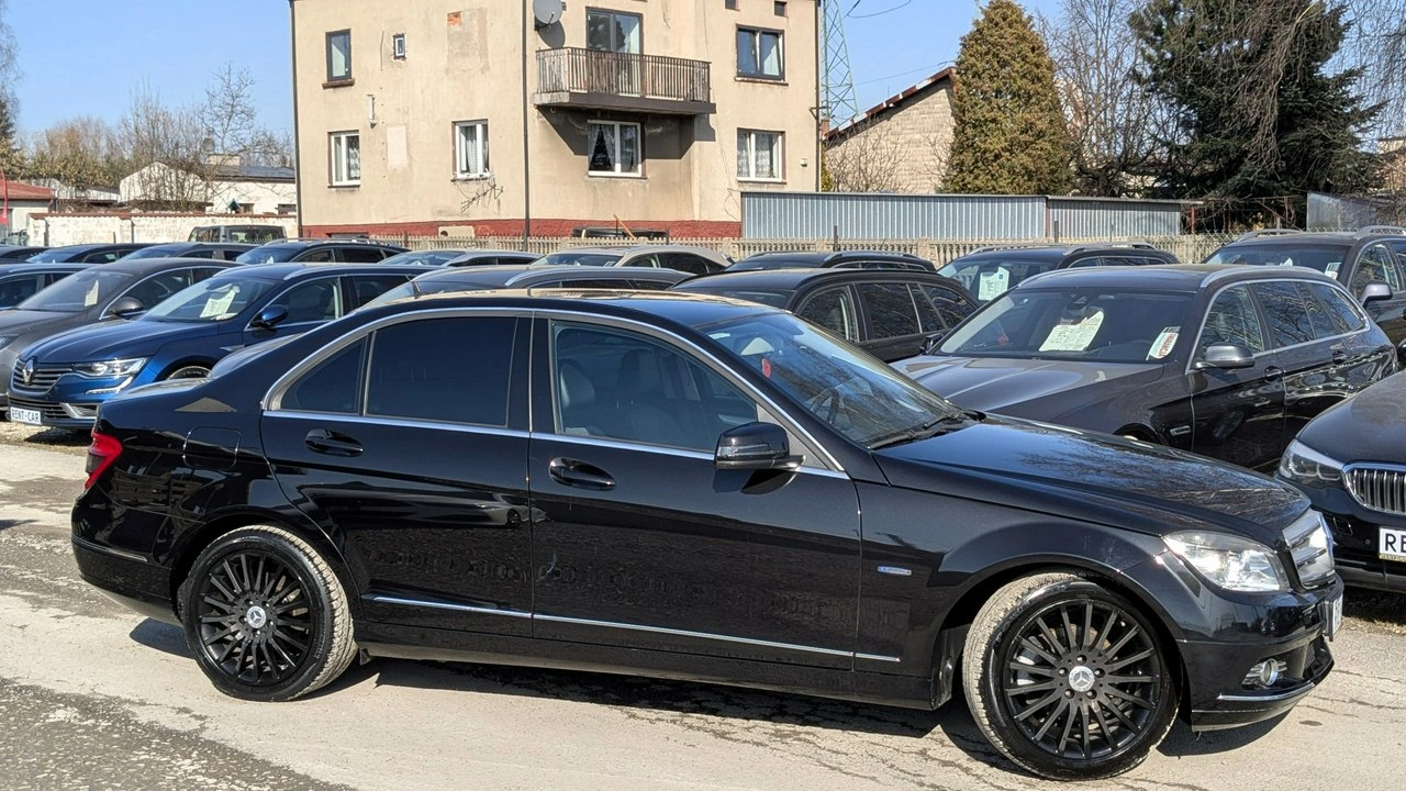 Mercedes C 200 - Zdjęcie 6