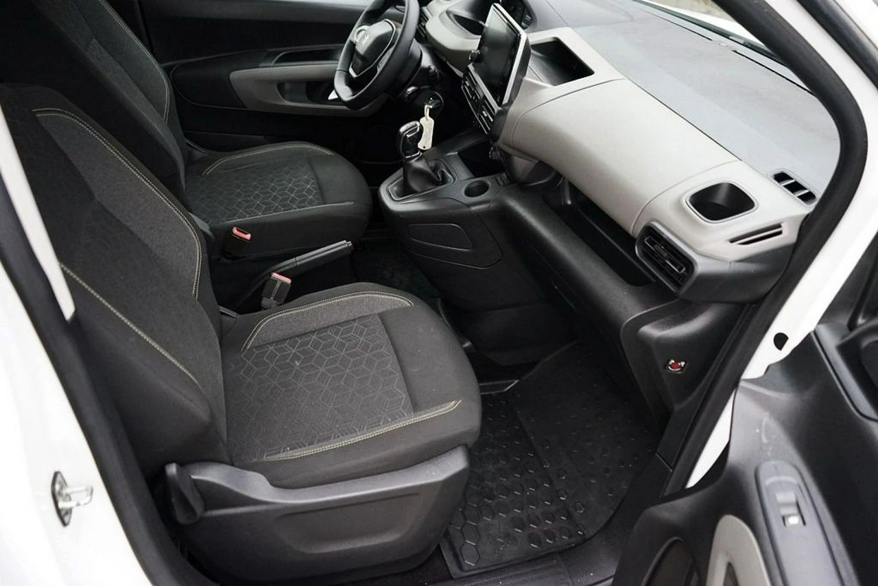 Peugeot Rifter - Zdjęcie 17