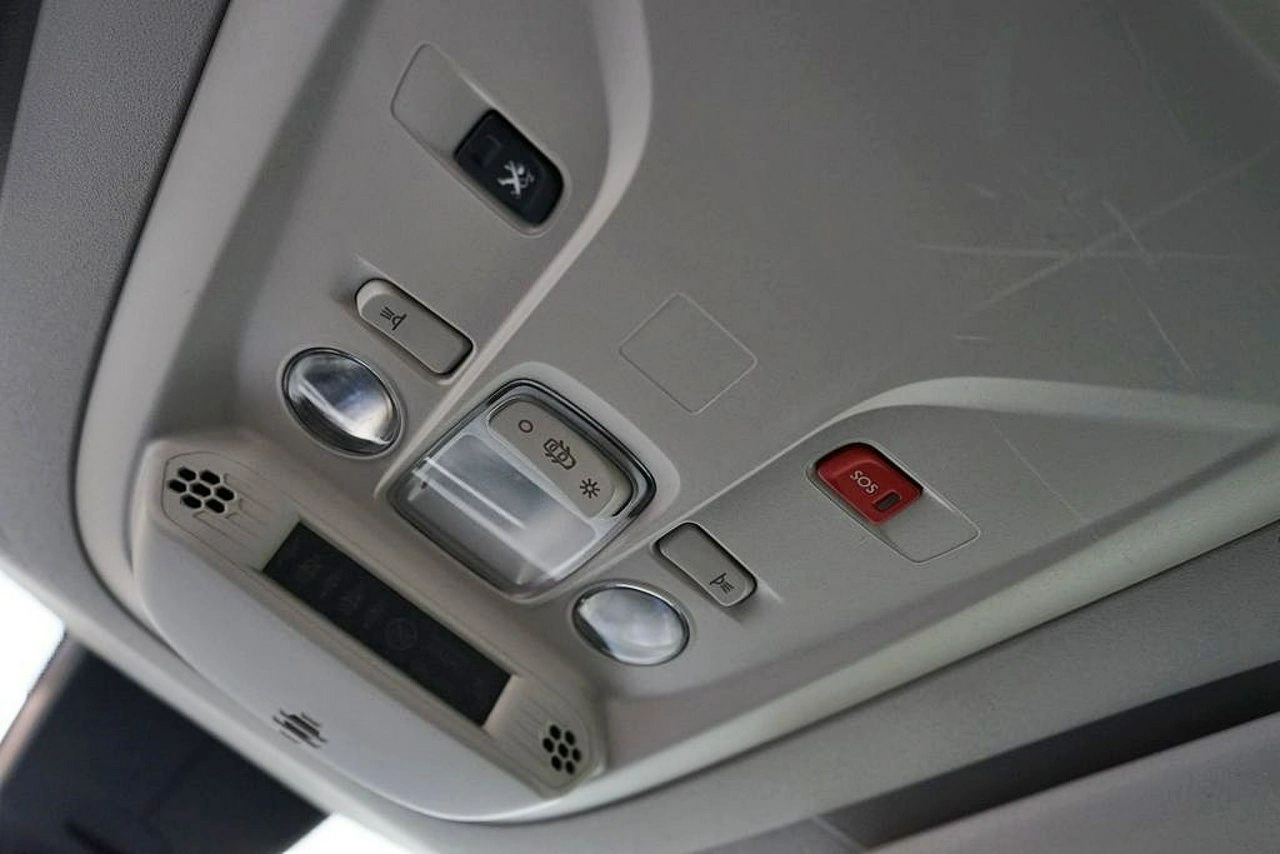 Peugeot Rifter - Zdjęcie 32