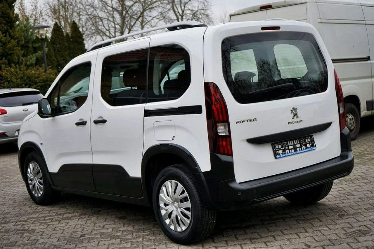 Peugeot Rifter - Zdjęcie 9
