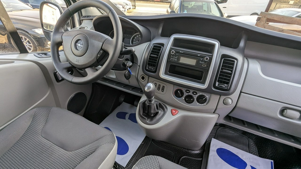Opel Vivaro - Zdjęcie 20