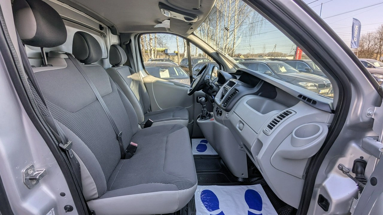Opel Vivaro - Zdjęcie 21