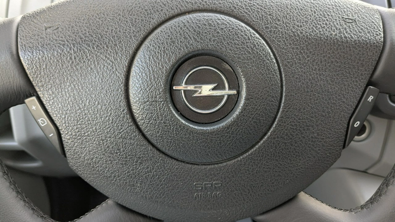 Opel Vivaro - Zdjęcie 25