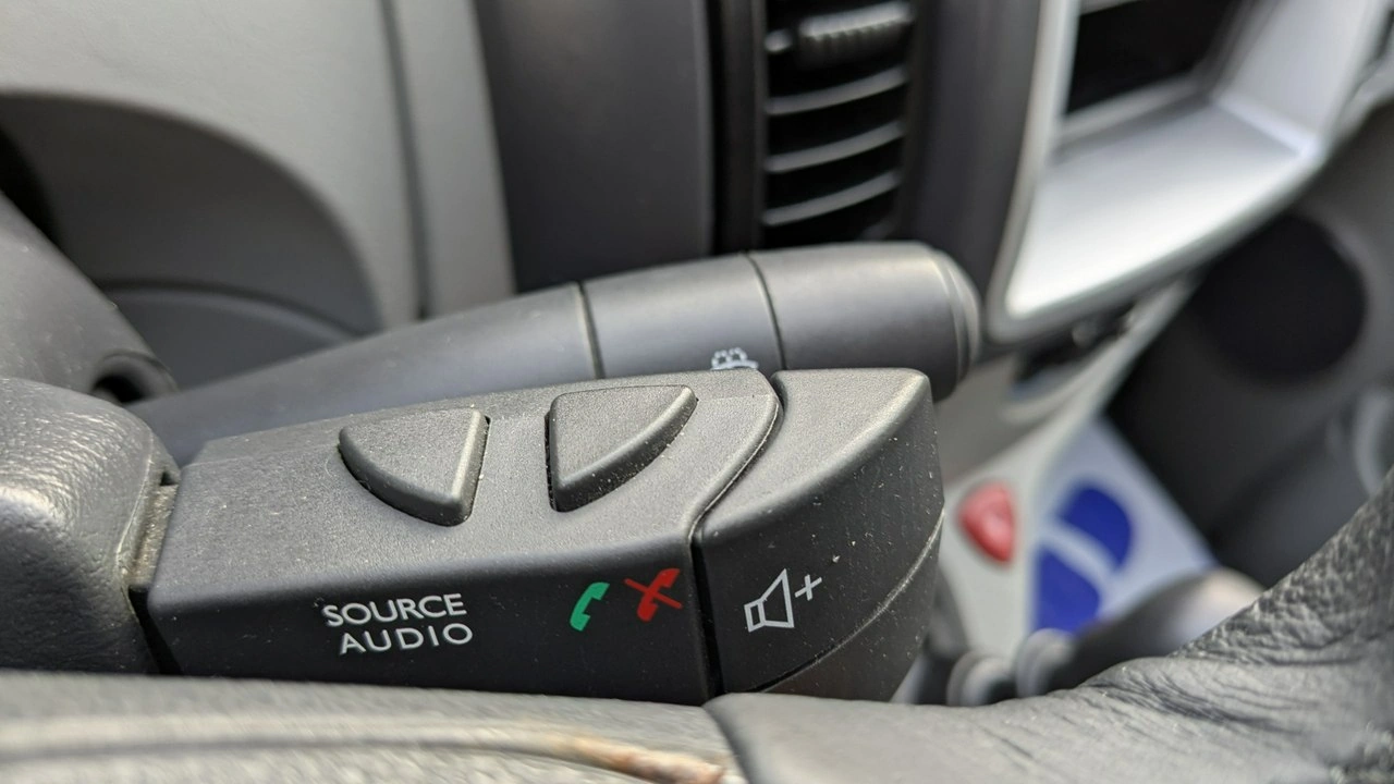 Opel Vivaro - Zdjęcie 26