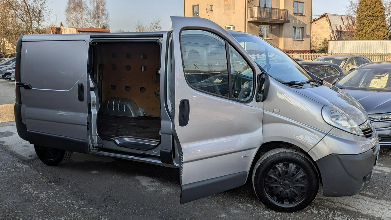 Opel Vivaro - Zdjęcie 6