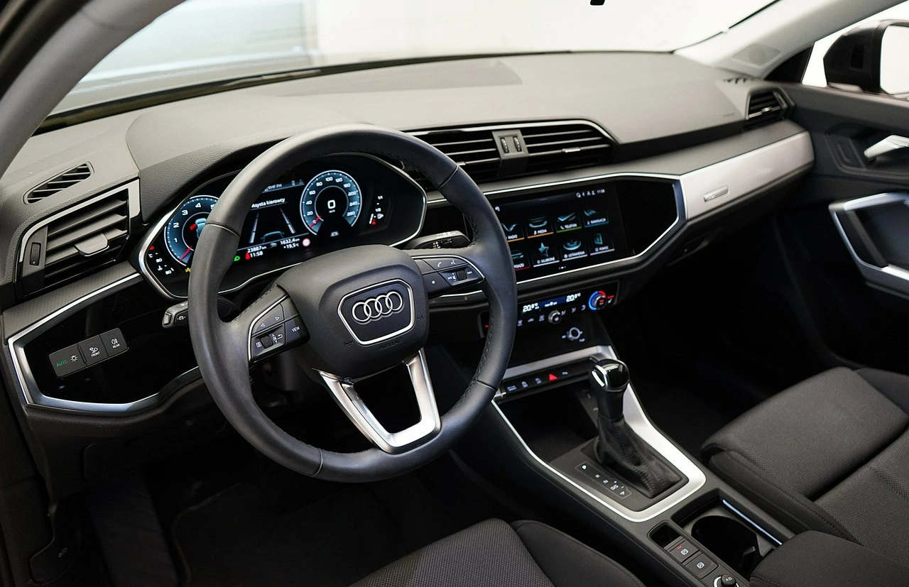 Audi Q3 - Zdjęcie 10