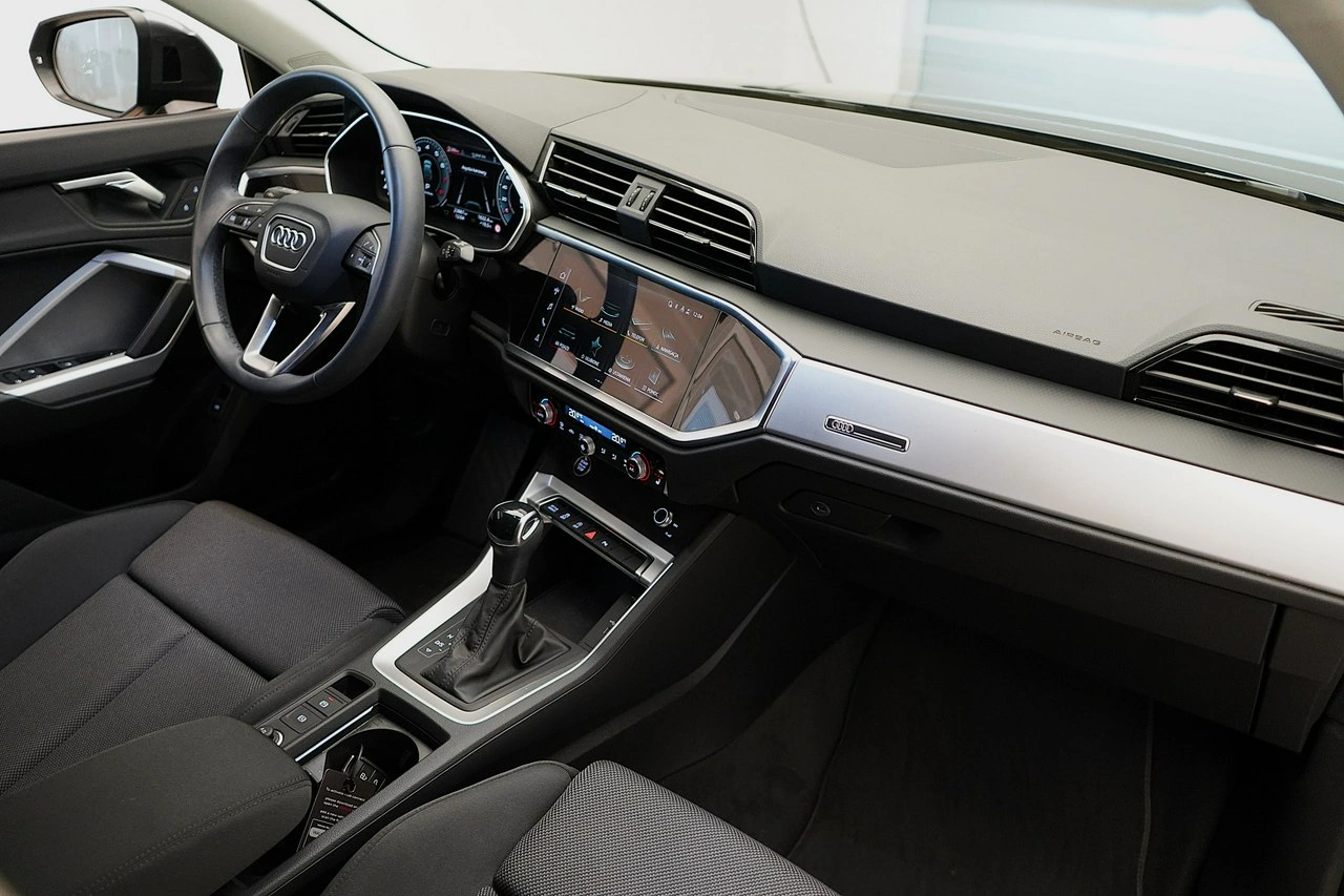 Audi Q3 - Zdjęcie 16