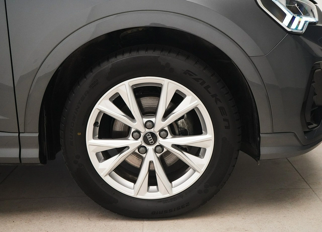 Audi Q3 - Zdjęcie 8