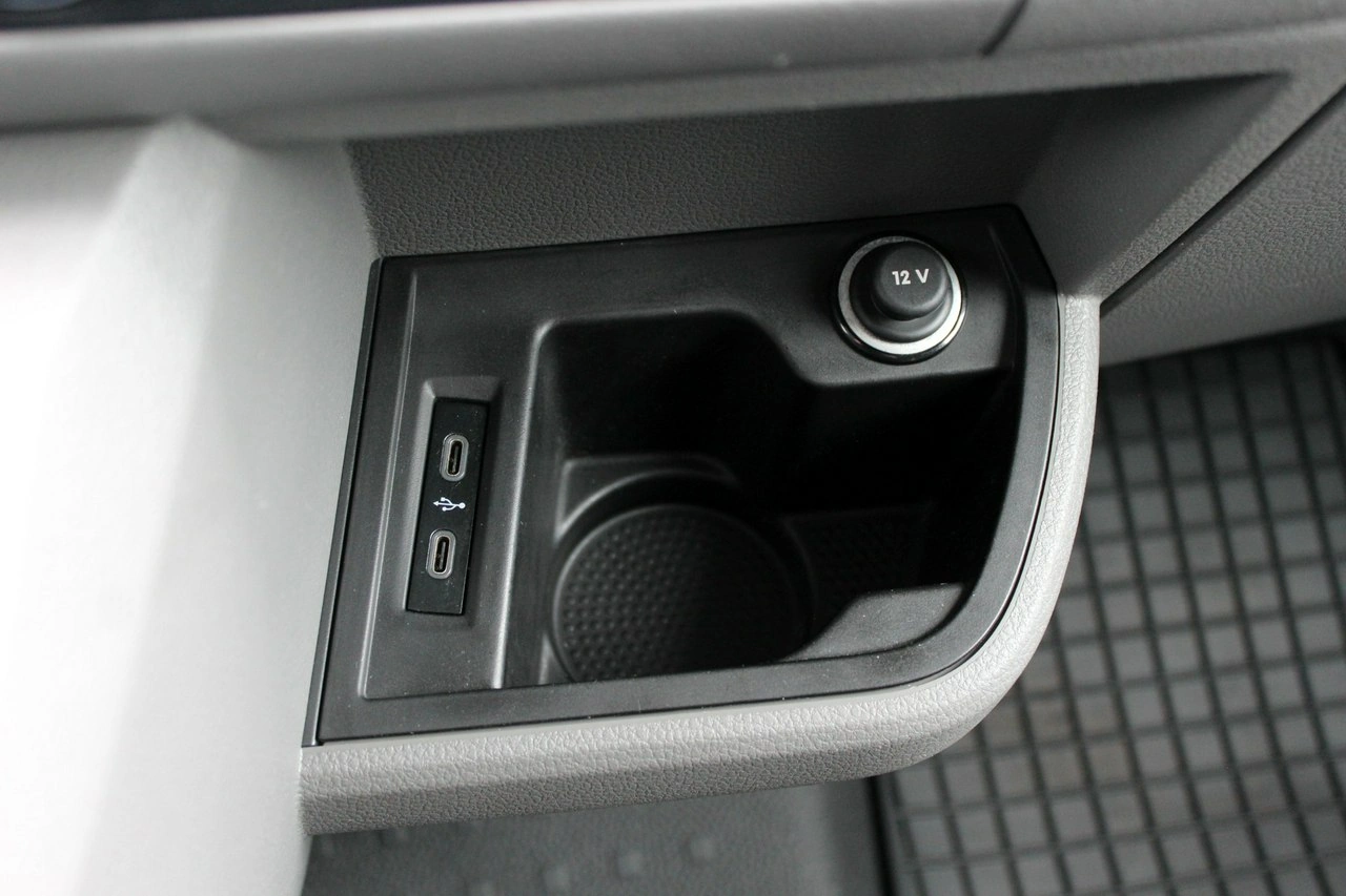 Volkswagen Transporter - Zdjęcie 24