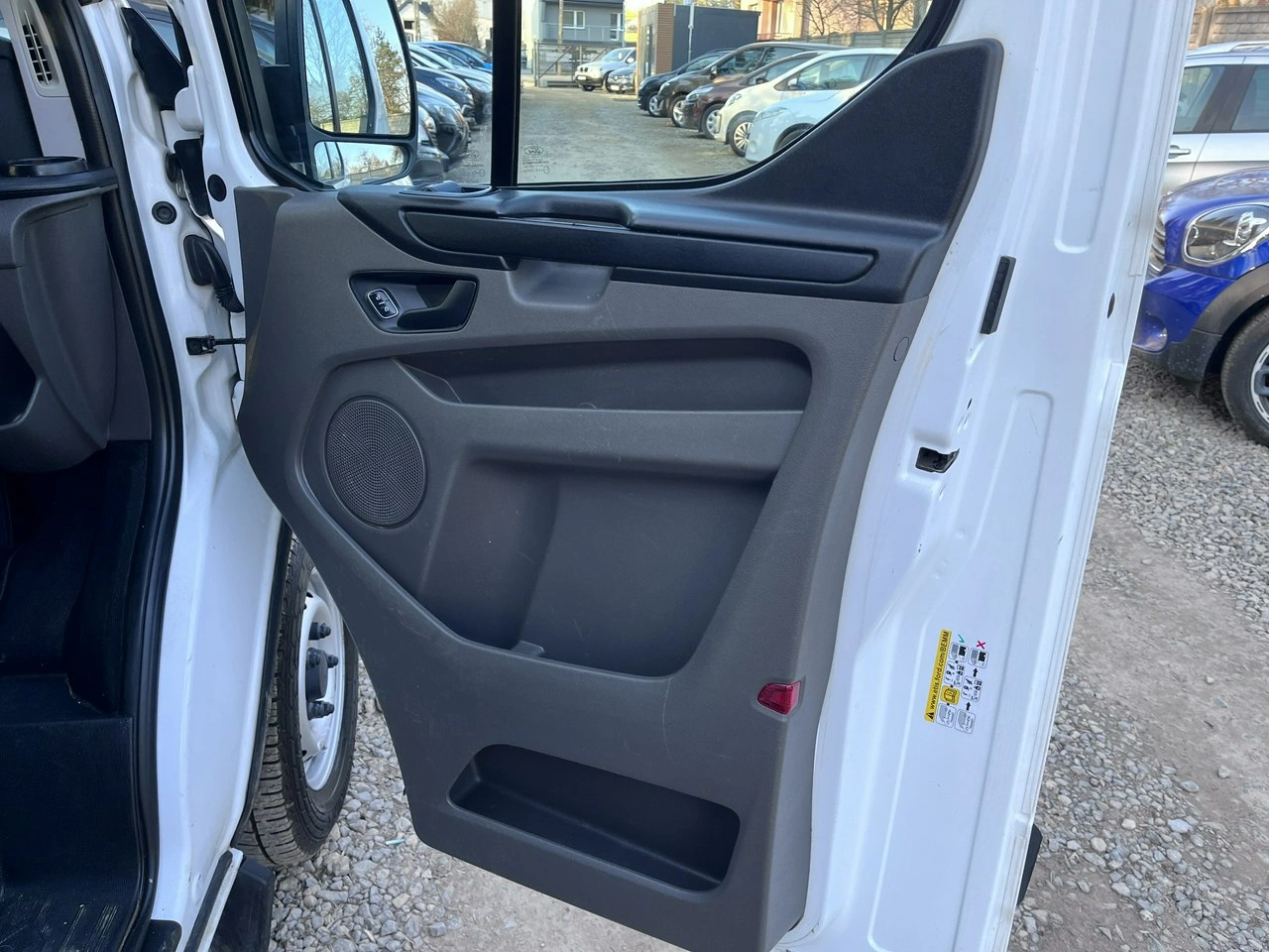 Ford Transit Custom - Zdjęcie 14